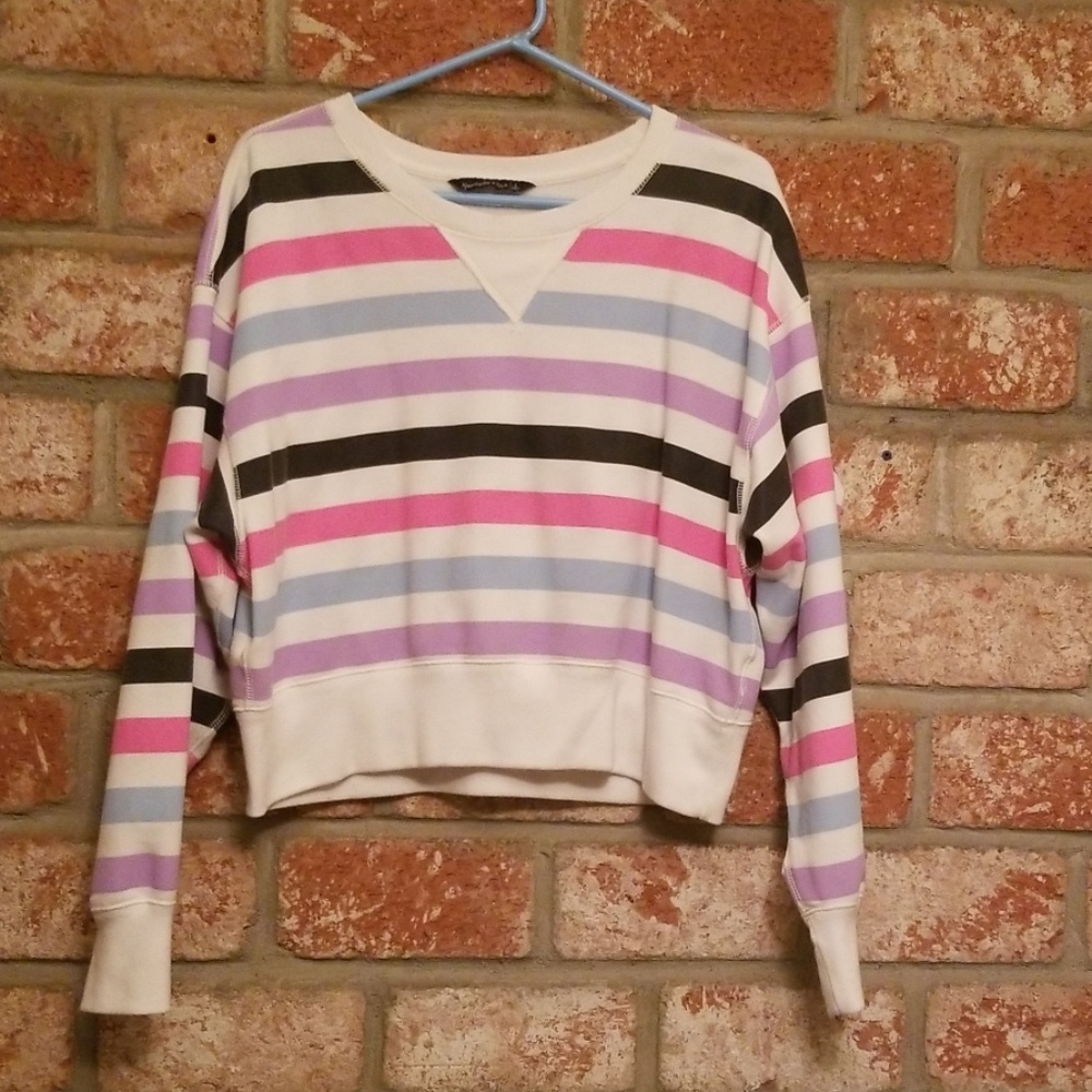 Abercrombie & Fitch striped cropped sweatshirt